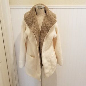 COPY - Koolaburra Beige/Brown Sherpa Jacket Size XS